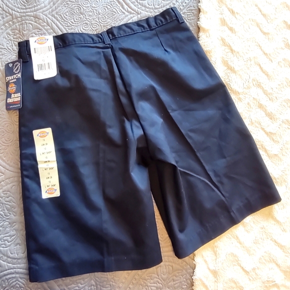 Dickies Girls' Stretch Shorts Size Junior 13 in Navy Blue NWT - Picture 2 of 4